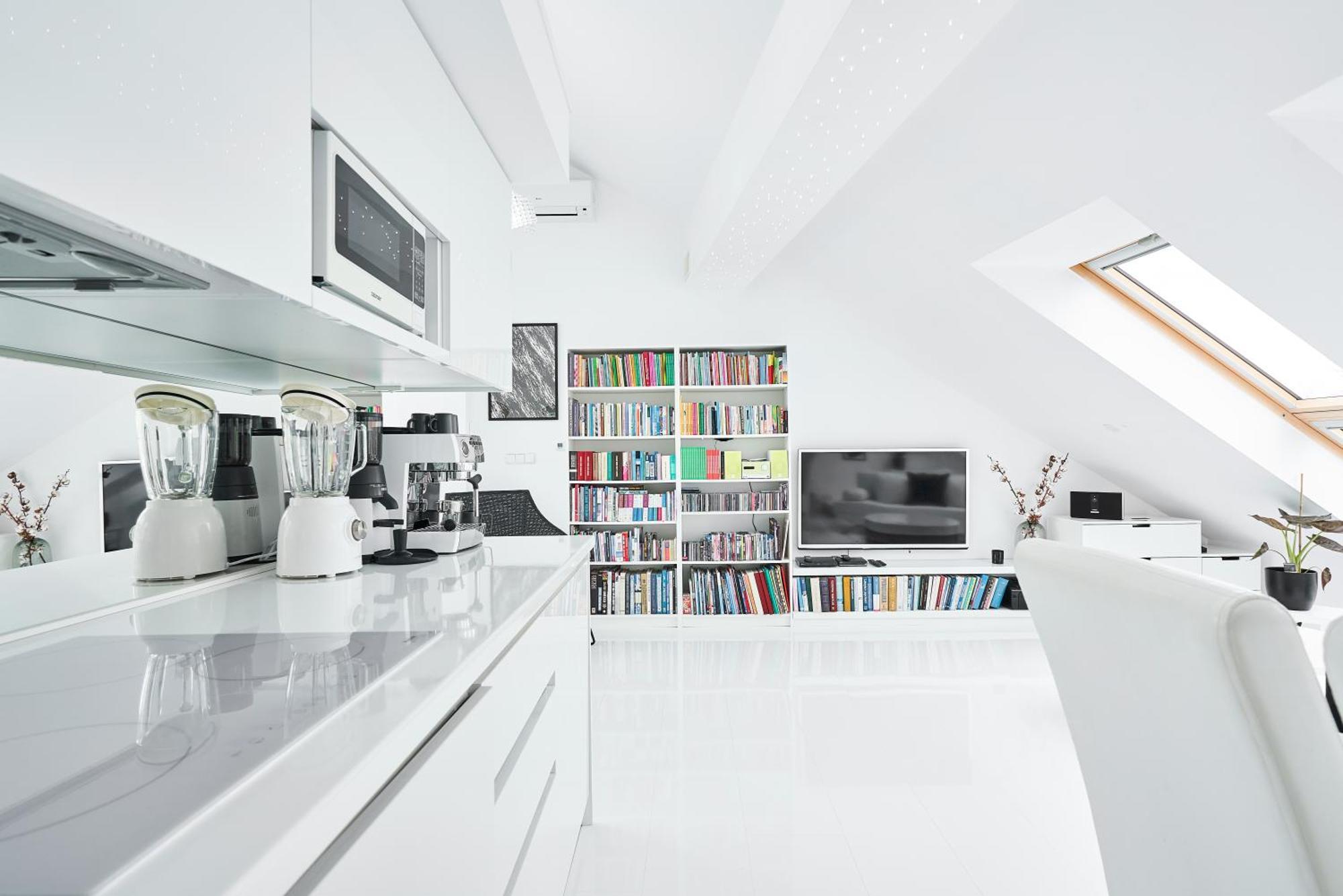 Unique Design Loft In Middle Of Centre Of Old Town With Netflix Apartment Красков Екстериор снимка