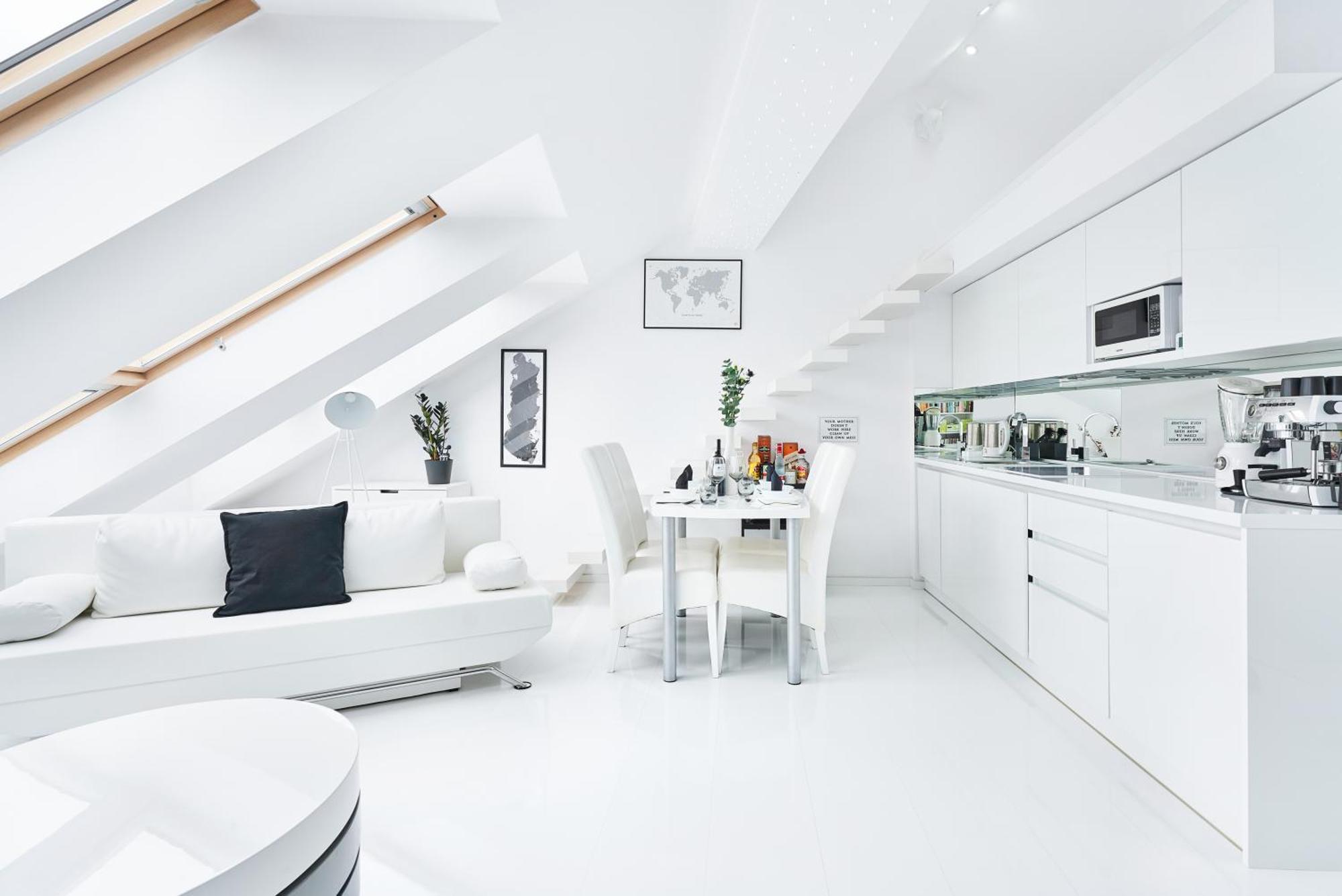 Unique Design Loft In Middle Of Centre Of Old Town With Netflix Apartment Красков Екстериор снимка